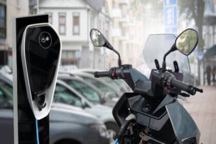 Ampere Magnus Grand electric scooter launch – upgraded family e-scooter with advanced LFP battery technology, designed for style, comfort, and safety.