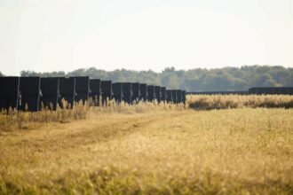 Construction begins at Geronimo Power’s 150 MW Bee Hollow Solar project site in St. Clair County, Illinois, within the MISO market.