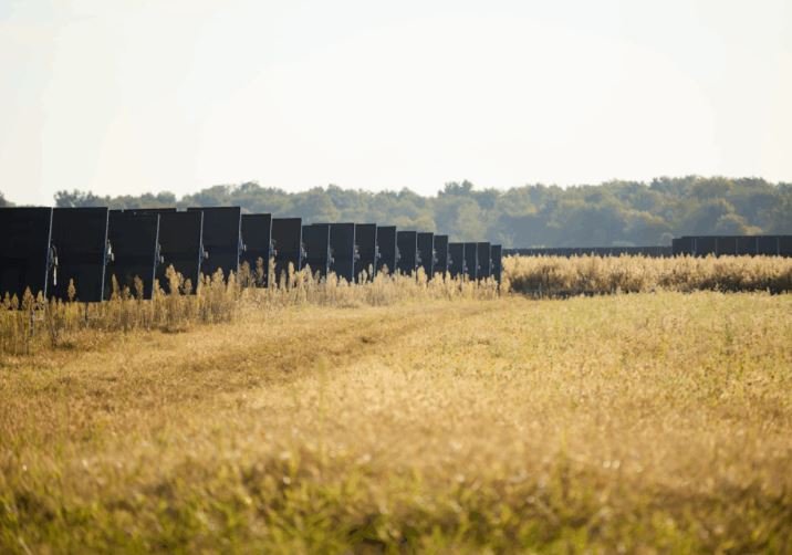 Construction begins at Geronimo Power’s 150 MW Bee Hollow Solar project site in St. Clair County, Illinois, within the MISO market.