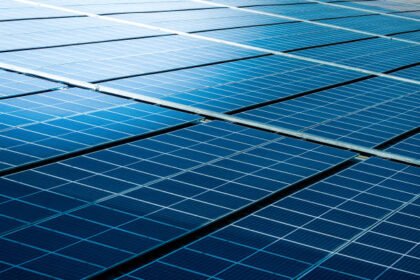 Deriva Energy and Manulife sell 833MWdc operational solar assets to Clearway Energy