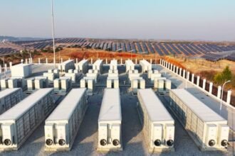 Canadian Solar e-STORAGE signs Battery Storage and Long-Term Services Agreements with Aypa Power for Elora and Hedley energy storage projects in Ontario, Canada