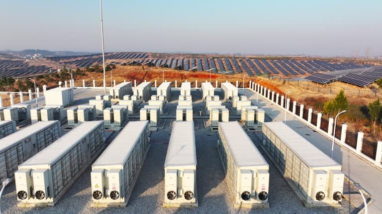 Canadian Solar e-STORAGE signs Battery Storage and Long-Term Services Agreements with Aypa Power for Elora and Hedley energy storage projects in Ontario, Canada