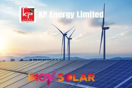 KPI Green Energy and Inox Solar leaders signing MoU for solar and hybrid renewable energy collaboration