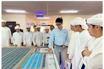Students visit Abu Dhabi PV3 Al Ajban 1.5 GW solar project during POWERCHINA cross-cultural learning open day.