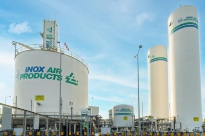 INOX Air Products signs long-term agreement with ReNew Photovoltaics to strengthen industrial gases and renewable energy collaboration in India.