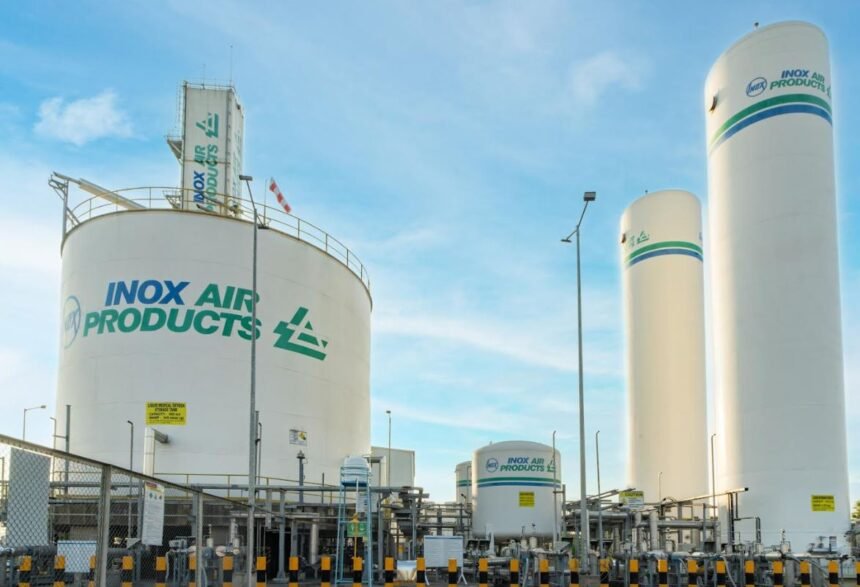 INOX Air Products signs long-term agreement with ReNew Photovoltaics to strengthen industrial gases and renewable energy collaboration in India.