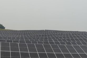 Shree Cement commissions a 20 MWp solar power plant in Chitrakoot district, Uttar Pradesh, to enhance renewable energy capacity and operational sustainability.
