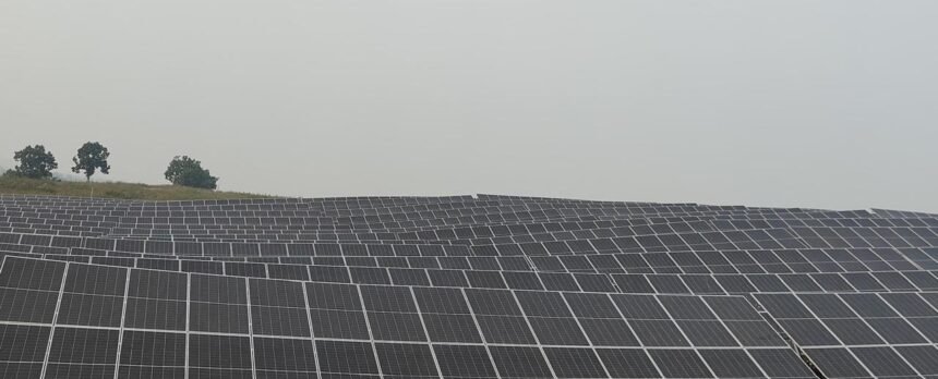Shree Cement commissions a 20 MWp solar power plant in Chitrakoot district, Uttar Pradesh, to enhance renewable energy capacity and operational sustainability.