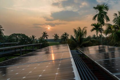 Inox Clean Energy’s Inox Neo Acquires 250 MWp Operational Solar Portfolio from SunSource Energy