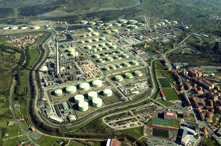 Sunfire to Supply Two 100 MW Electrolyzers for Green Hydrogen Projects in Spain