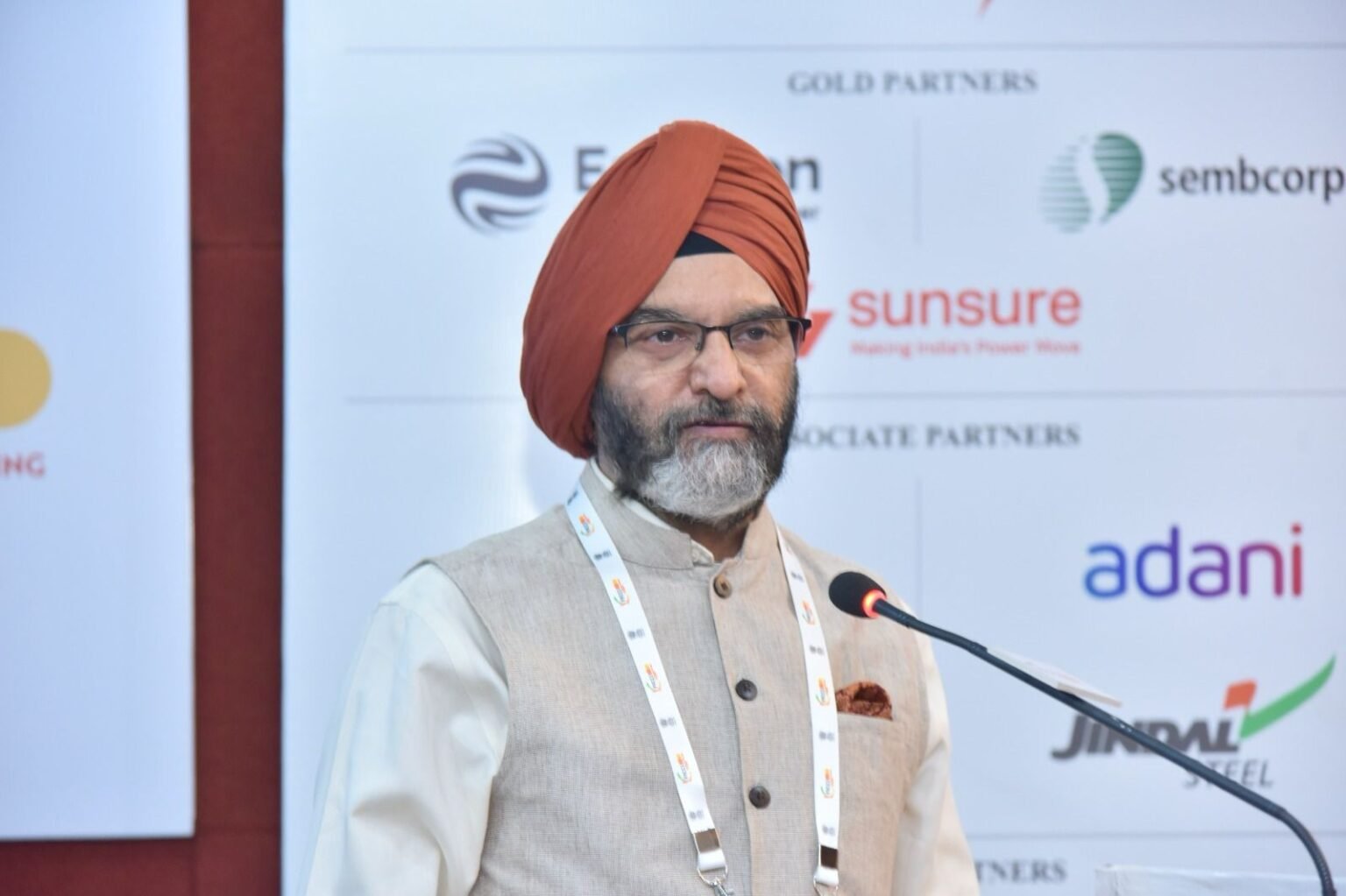 Green Hydrogen Key to India’s Low-Carbon Industrial Transition: Former MNRE Secretary