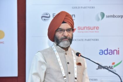 Green Hydrogen Key to India’s Low-Carbon Industrial Transition: Former MNRE Secretary