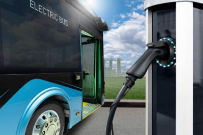 Delhi Flags Off 500 Electric Buses to Strengthen Green Public Transport