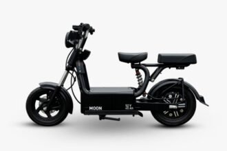 CollarEV Unveils ‘Moon’ Electric Two-Wheeler for Delivery Segment