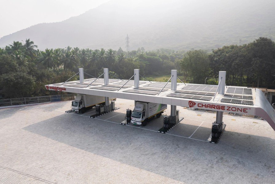 CHARGEZONE to Deploy 1,000+ DOCO EV Supercharging Stations Across Highways by FY2027