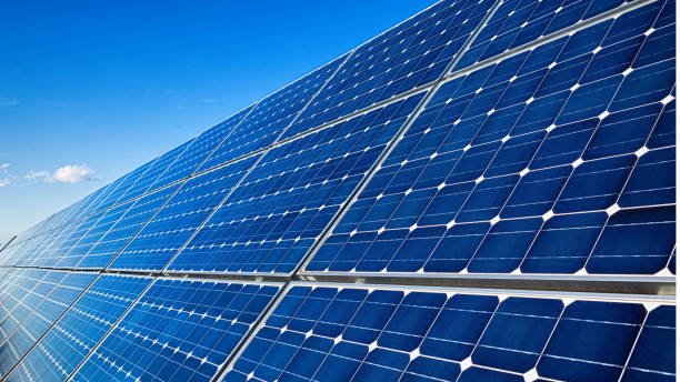 Mahindra and Mahindra (M&M) has announced that the company will procure solar power from a 30 MW (AC) group captive solar power project in Punjab, being developed by Neon Hybren, a step-down subsidiary of M&M.