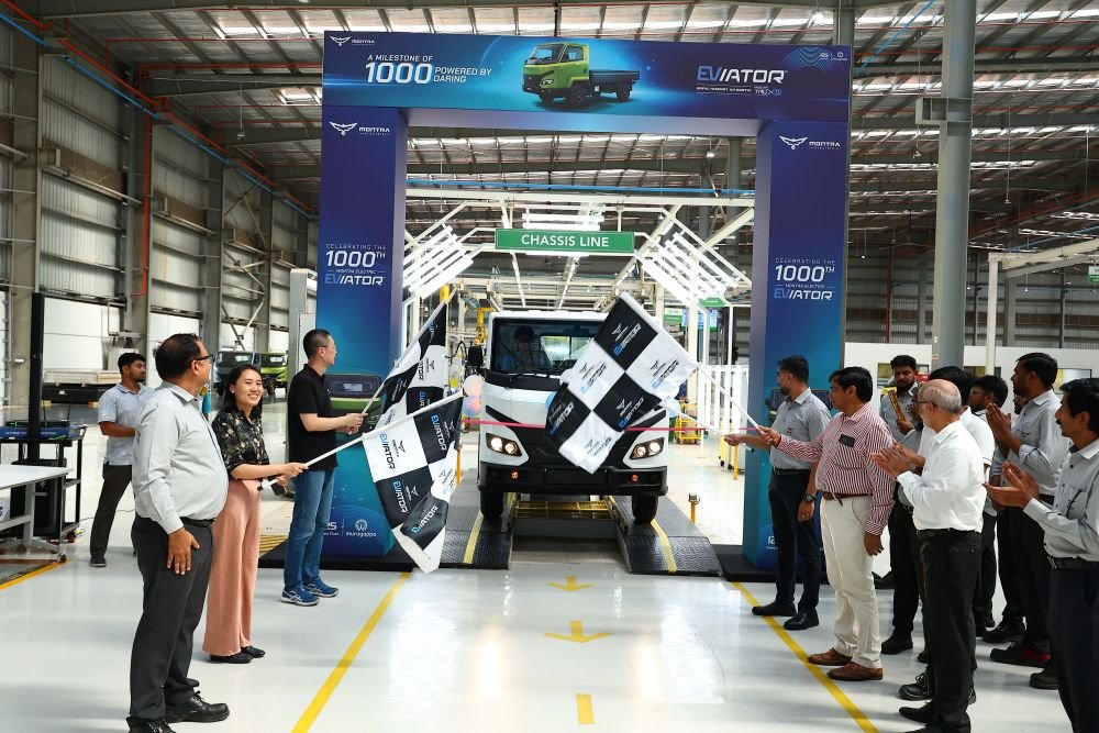 Montra Electric Rolls Out 1,000th EVIATOR Electric Commercial Vehicle in Chennai